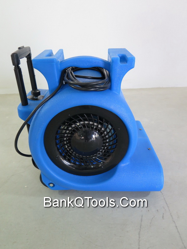 เครื่องเป่าลมพื้น Clenatic C8008