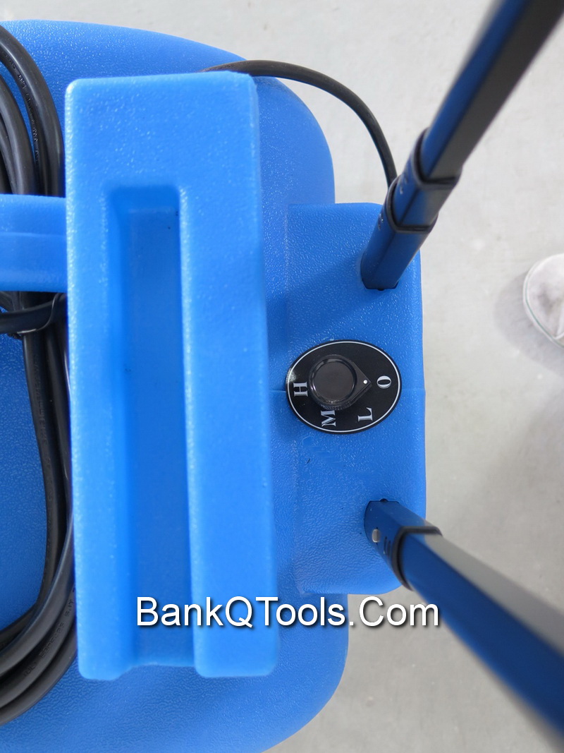 เครื่องเป่าลมพื้น Clenatic C8008
